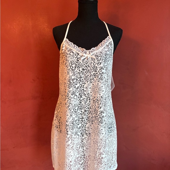Linea Donatella NWT Women’s All Lace Off White Negligee, Size M - Picture 8 of 8